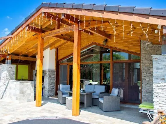 וילה Stemara רזלוג